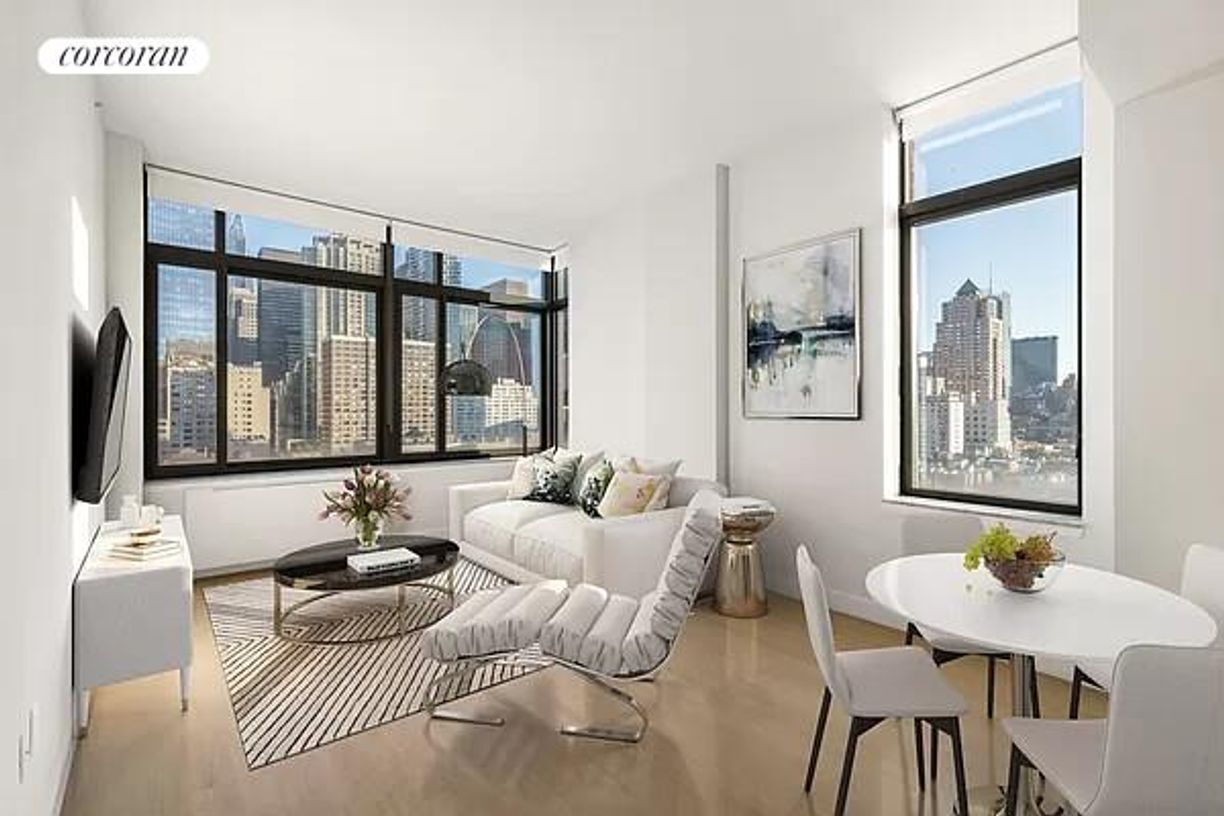 Photo - 400 W 55th St