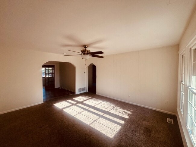 Photo - 1334 N Estelle St