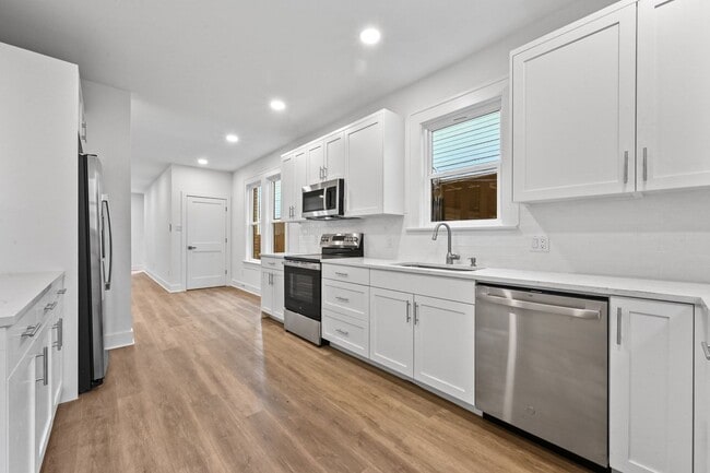 Photo - Top of the line House in West Campus for Aug 2027