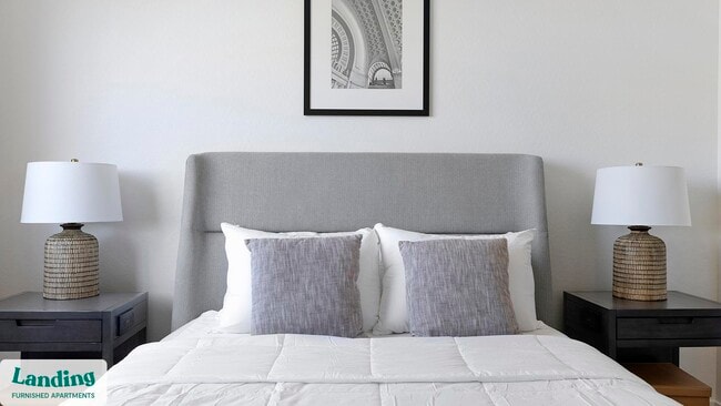 Photo - 2323 N 150th Dr Unidad D-2048