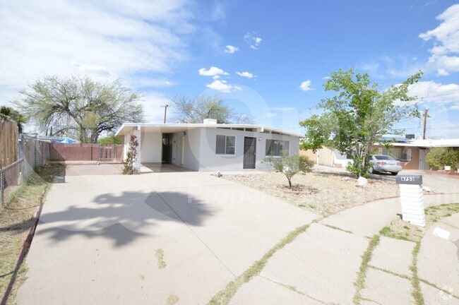 Building Photo - 6753 E Nelson Dr Rental