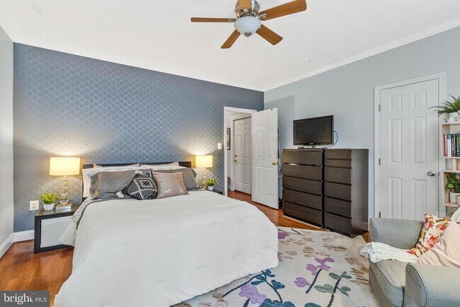 Photo - 1602 Isherwood St NE Unit 3