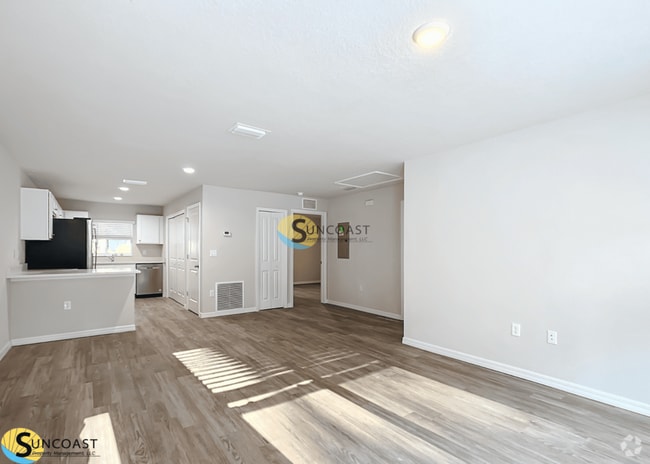 Building Photo - 9011 N Travis Dr Rental