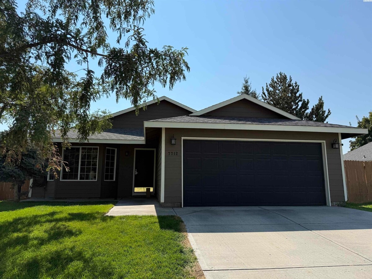 3 bedroom, 2 bath in Pasco - 3 bedroom, 2 bath in Pasco House