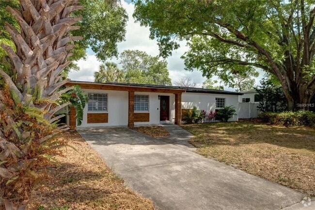Building Photo - 4019 W Waterman Ave Rental