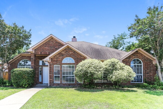 Photo - 7401 Glenstone St