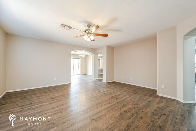 Photo - 16178 W Young St