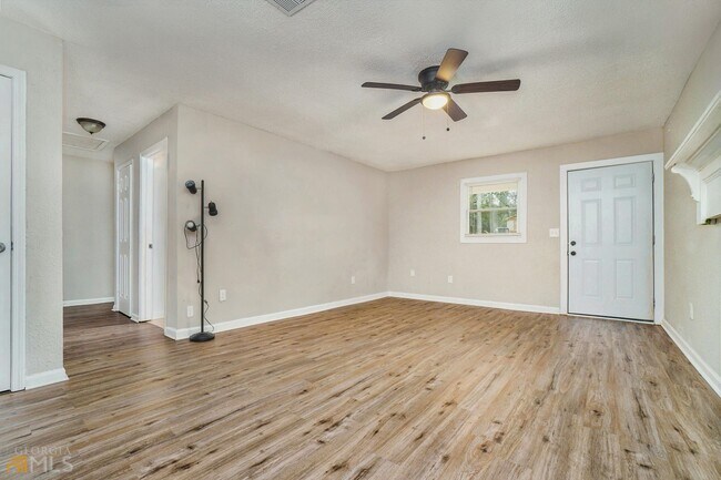 Photo - 1134 Balboa Ct