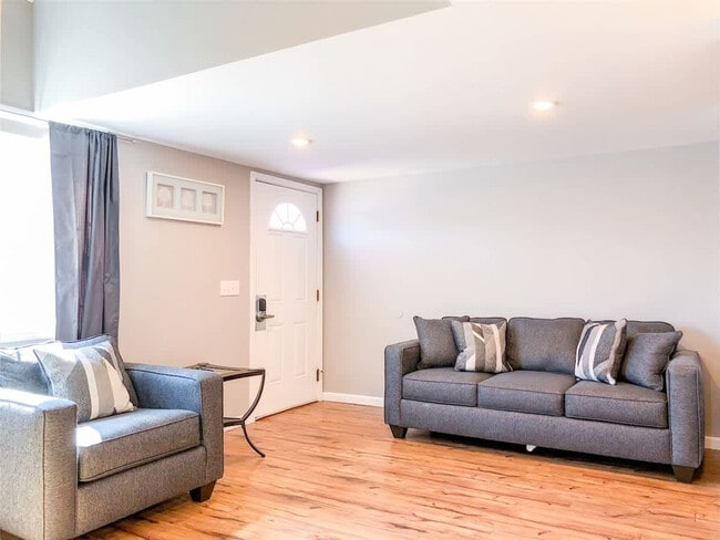 5218 Beach Dr Unit SI ID1354903P