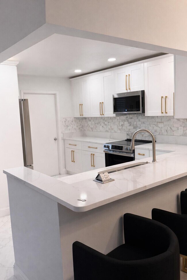 Photo - 9940 Liberty Rd