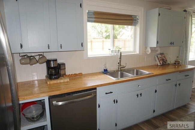 Photo - 613 Sykes Dr