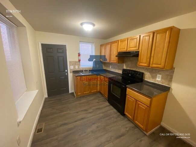 Photo - 111 N 57th St