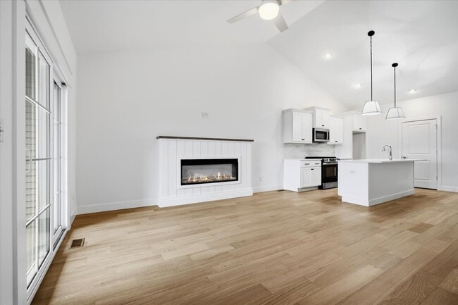 Photo - 13 Stone Ml Ct