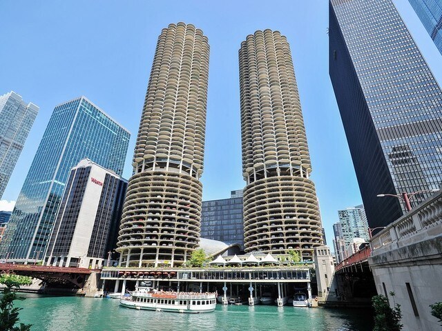 Building Photo - 300 N State St Unit 4206