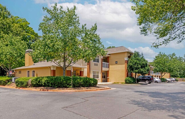 Furnished Studio-Atlanta - Cumberland Mall