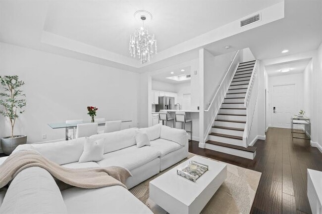 Photo - 515 SW 18th Ave