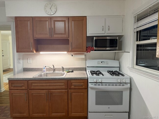 Photo - 218-11 94th Ave Unit 1