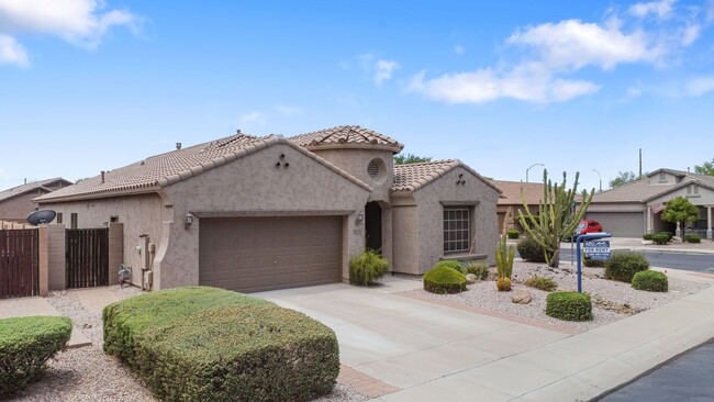 Photo - Nice East Mesa Home!