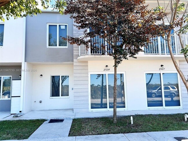 Building Photo - 25649 SW 144th Ave