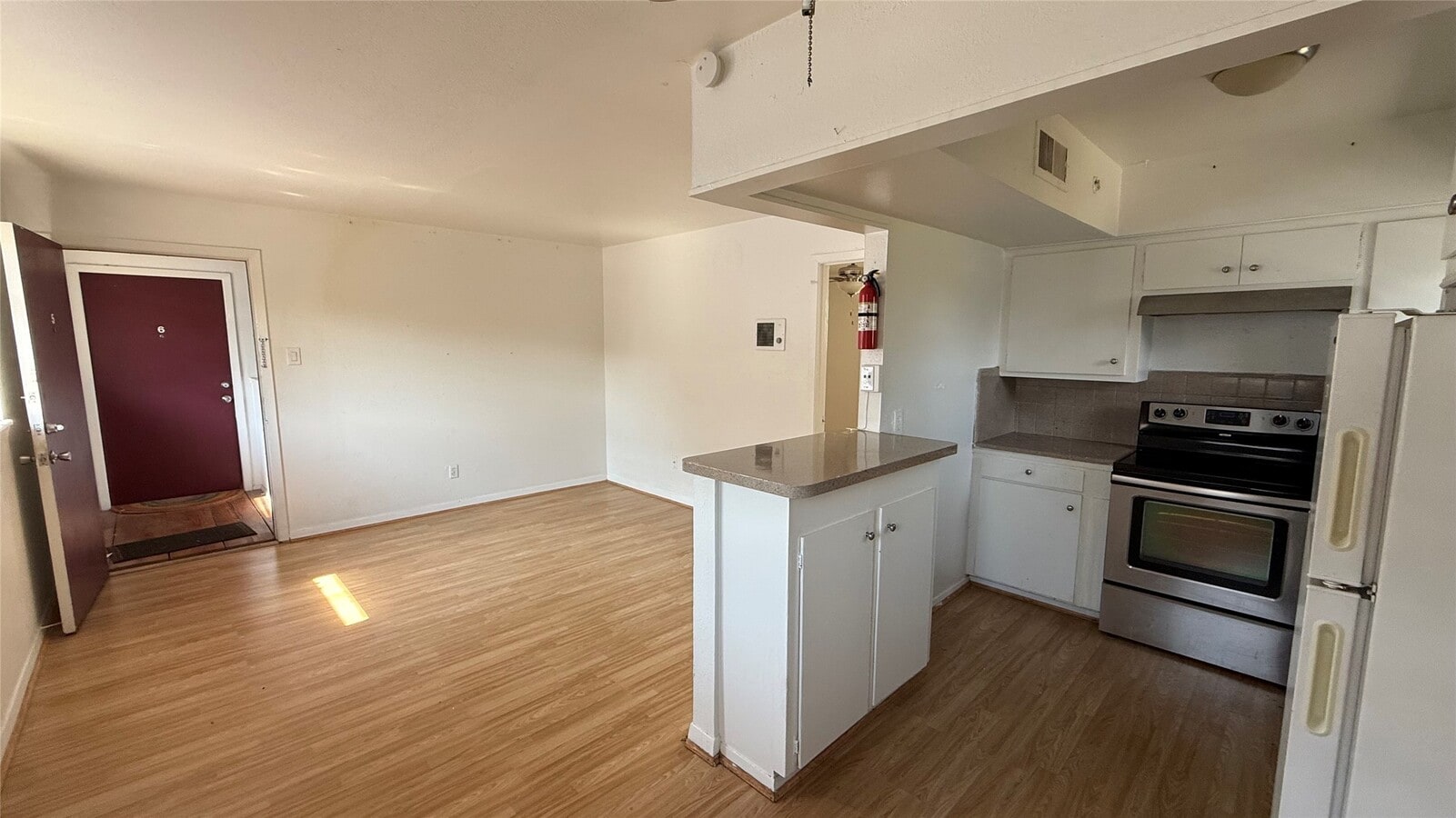 Photo - 1906 Binz St Unidad 05