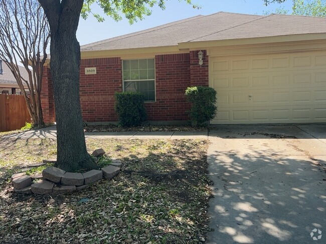 Building Photo - Eagle Mountain Isd! Chisolm Ridge Elementa... Rental
