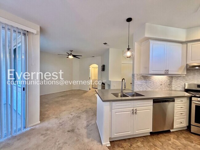 Photo - 10796 Sabre Hill Dr Unit 202