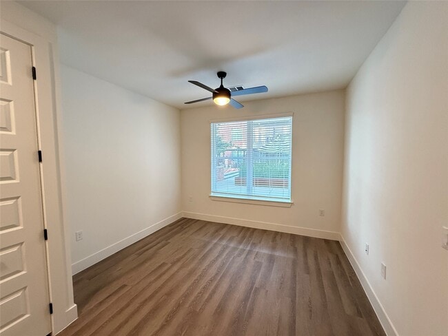 Photo - 2520 Washington Ave
