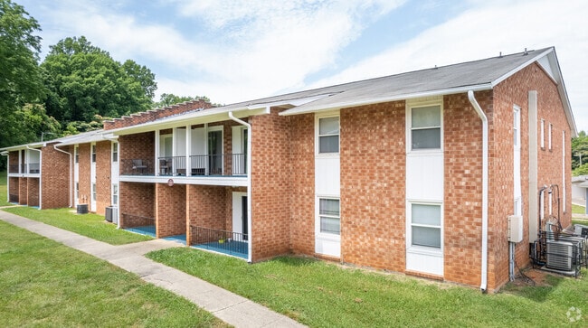 Photo - Woodbridge Condominiums