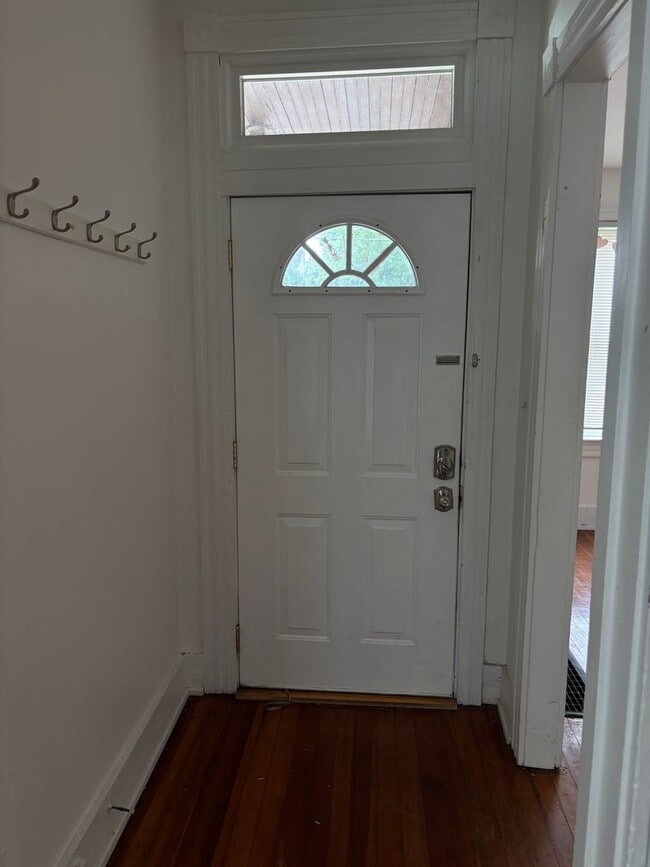 Photo - 4 Bedroom 2 bath ready Immediately