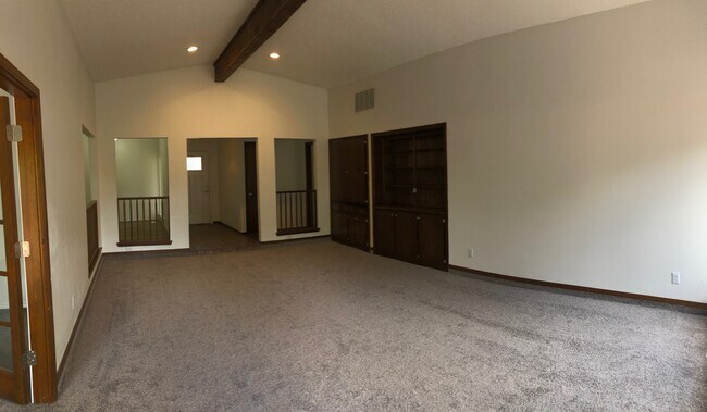 Photo - Large 3-Bedroom with Vaulted Ceilings