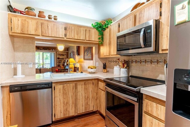 Photo - 15805 W Waterside Cir Unit 201