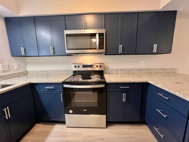 $1,581 - 2 Beds / 1.5 Baths - Condo - Comp... - $1,581 - 2 Beds / 1.5 Baths - Condo - Comp... Unit 10