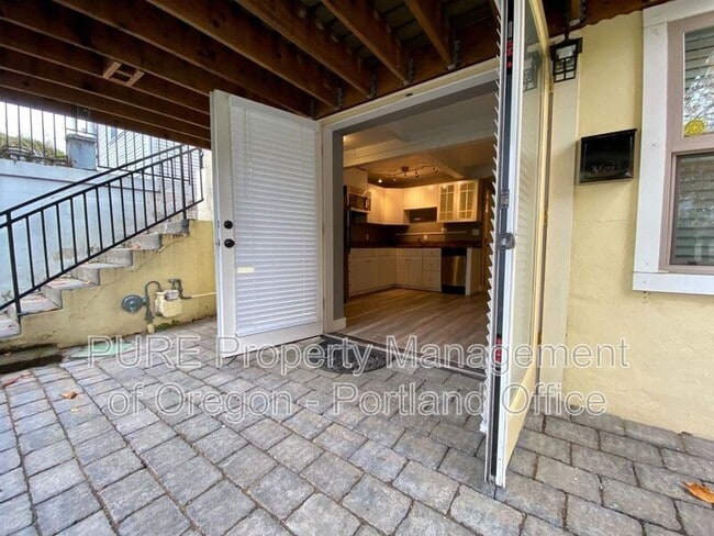 Photo - 22 S Meade St