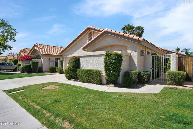 Building Photo - 11010 W Poinsettia Dr Rental