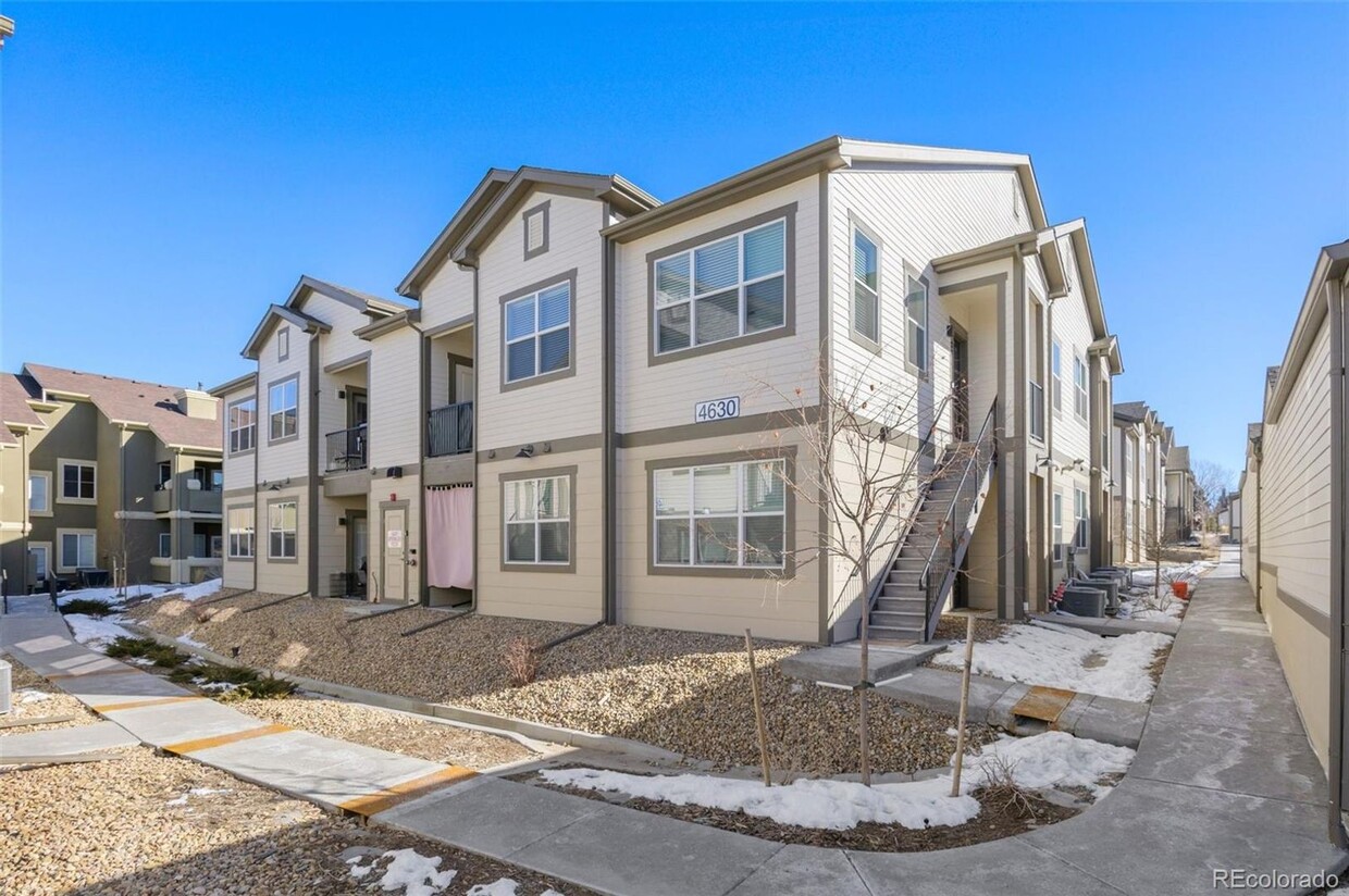 RENT Special: $1,000 off of the rent::::: ... - RENT Special: $500 off of the rent for May...