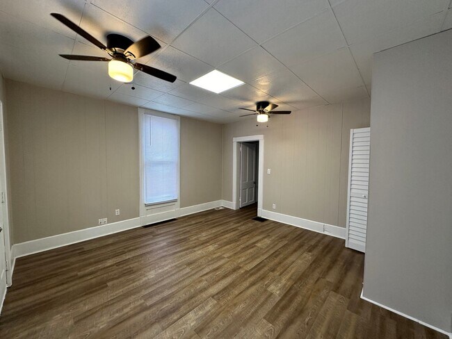 Photo - Recently Renovated 3BR/1BA Home in New Albany!