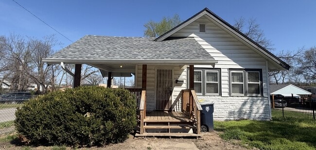 Photo - 5801 Wabash Ave