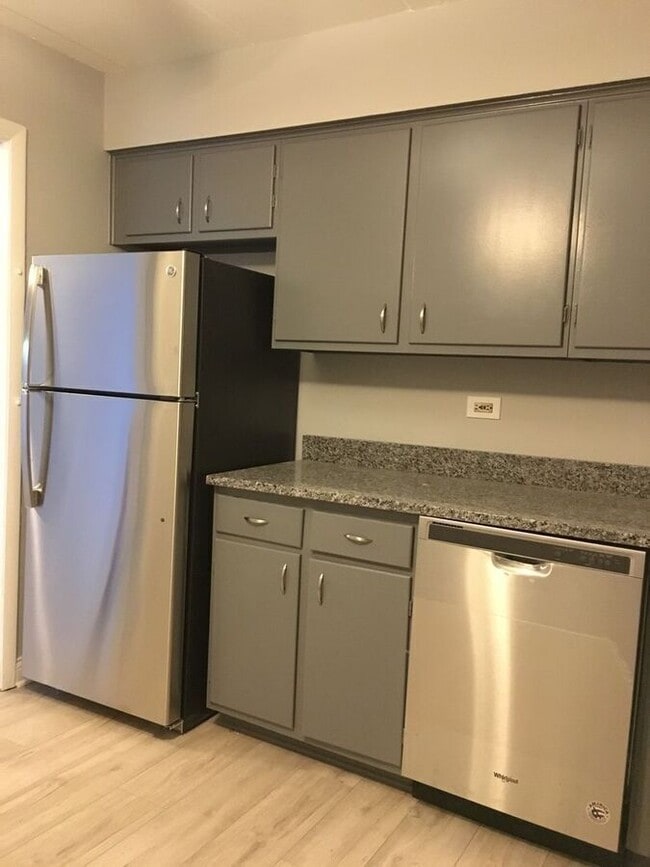 Photo - 10302 S Komensky Ave Unidad 4