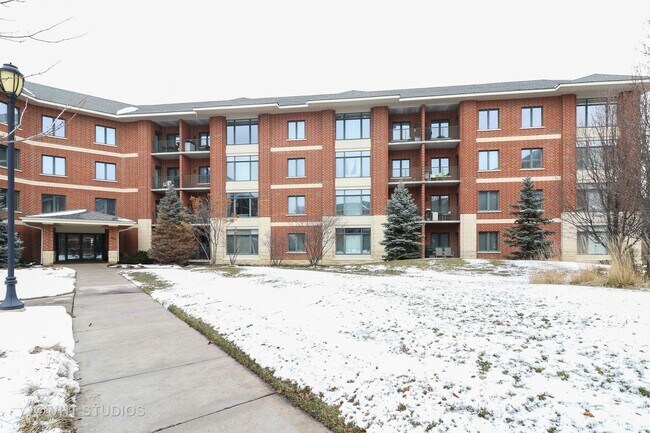 Photo - 845 E 22nd St Condo Unit 405