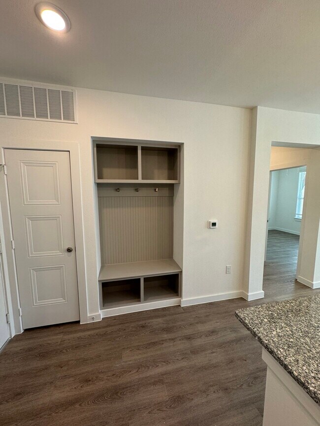 Photo - 4430 S Legacy Dr Unidad 817