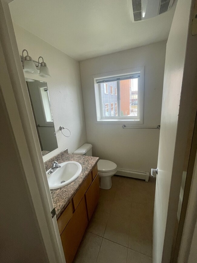 Photo - 825 SW Higgins Ave Unit 7A