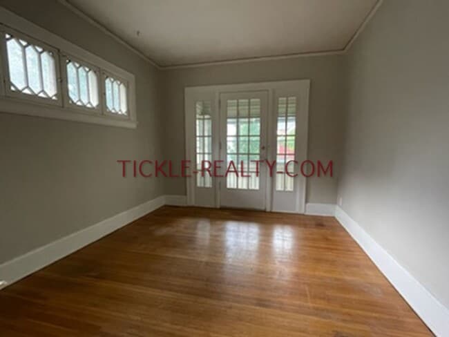 Building Photo - 42 Berkshire St Unit Apt. 3