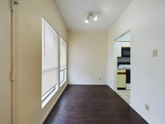 Photo - 2804 Rio Grande St Unit 202