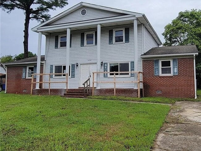 Building Photo - 1408 Quiet Ct