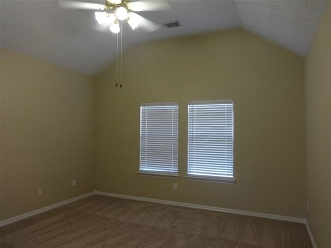 Photo - 28819 Hidden Cove Dr