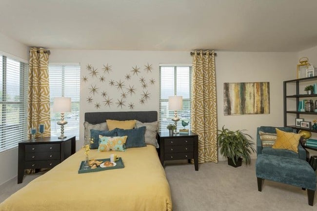 Photo - Outlook Golden