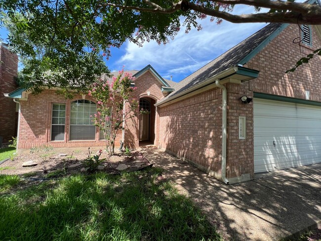 Spacious Canyon Creek 3 bed 2 bath Home - Spacious Canyon Creek 3 bed 2 bath Home