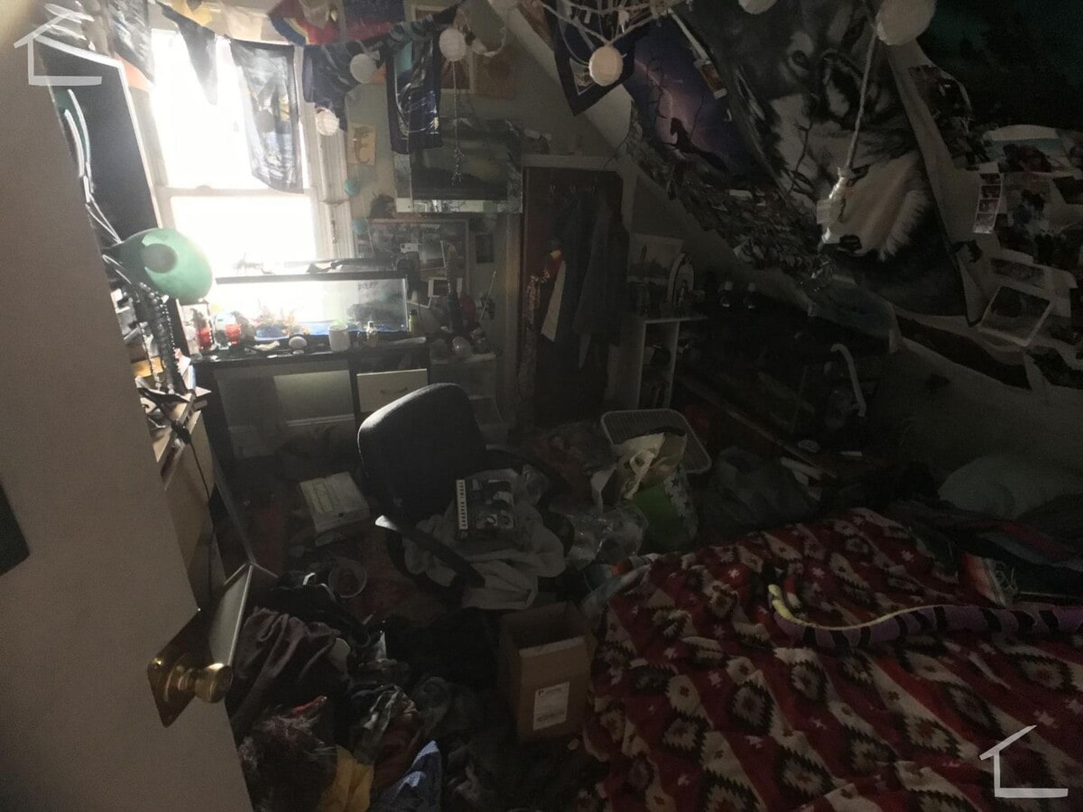 Photo - HUGE 4 bed apartment - Allston - 9/1/26 (0.13 miles to Green Line)