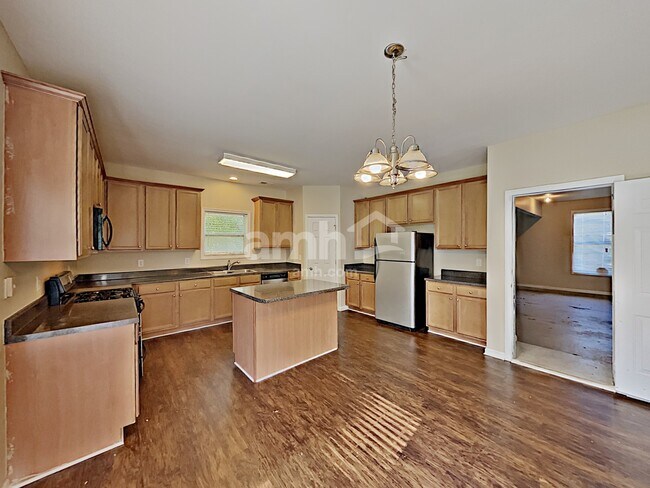 Photo - 3454 Mackenzie Ct