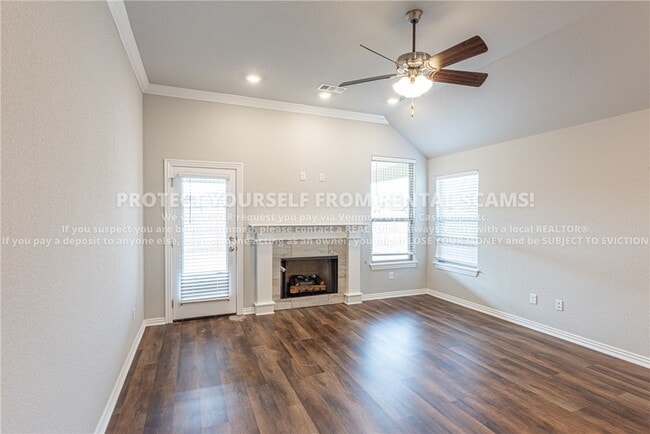 Photo - 703 Quartzite Ave
